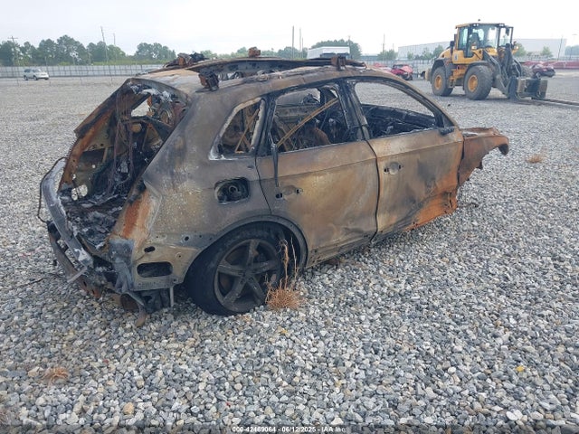 2021 AUDI Q5 WA1AAAFY3M2113577 Photo 3