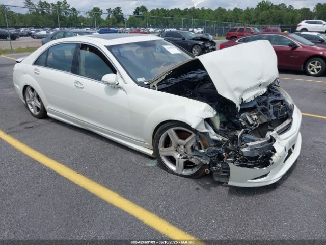 2009 MERCEDES-BENZ S 550 WDDNG71X49A242275