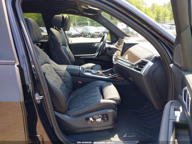 5UX23EM05R9S10608 BMW X7