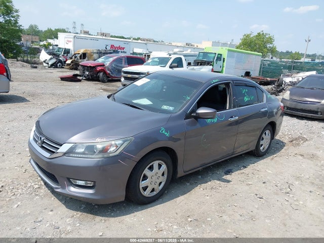 Honda k24w1 2014 1HGCR2F38EA201356 Image 2
