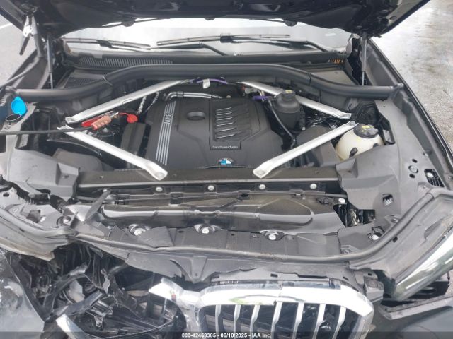 2022 BMW X5 5UXCR6C09N9L48530 Photo 9