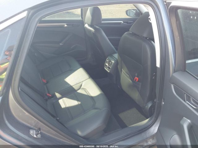 2018 VOLKSWAGEN PASSAT 1VWBA7A34JC002712 Photo 7