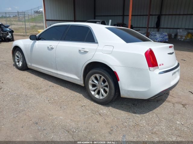 2016 CHRYSLER 300 2C3CCAAG0GH243324 Photo 2