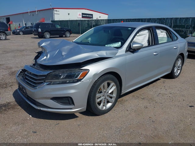 1VWAA7A38LC012321 Volkswagen Passat