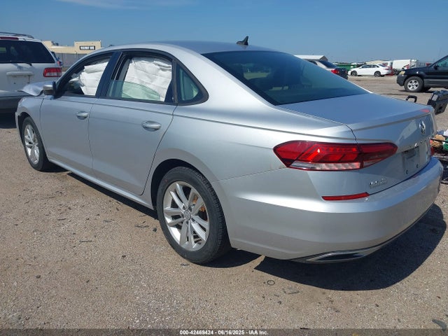 1VWAA7A38LC012321 Volkswagen Passat