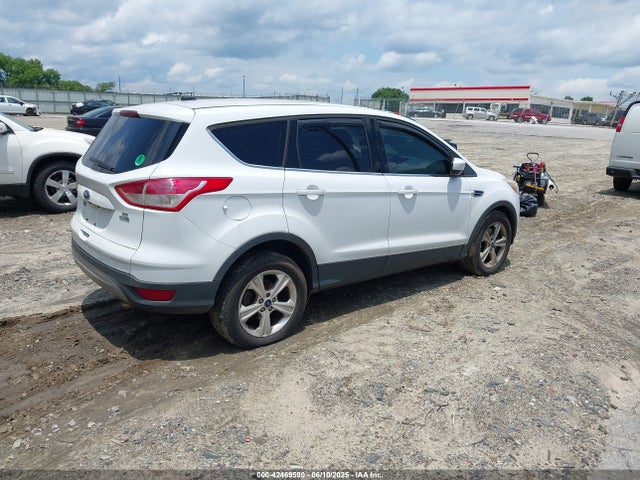 1FMCU9GX6EUD88226 Ford ESCAPE SE