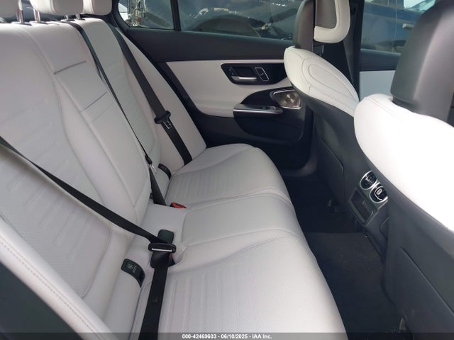 W1KAF4GB4SR274694 Mercedes-Benz m254