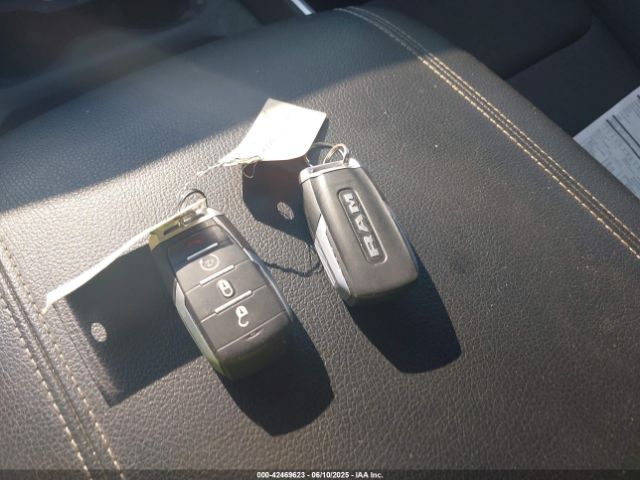 2021 RAM 1500 1C6SRFFTXMN622821 Photo 10