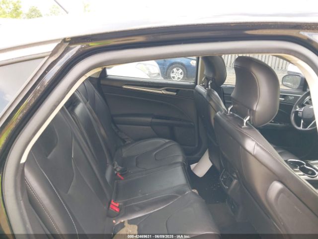 3FA6P0SU8ER396231 Ford Fusion Energi Titanium
