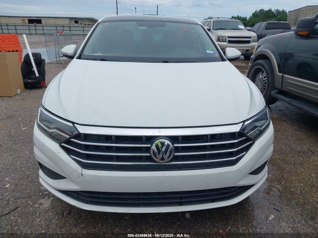 3VWC57BU0MM043096 Volkswagen tsi