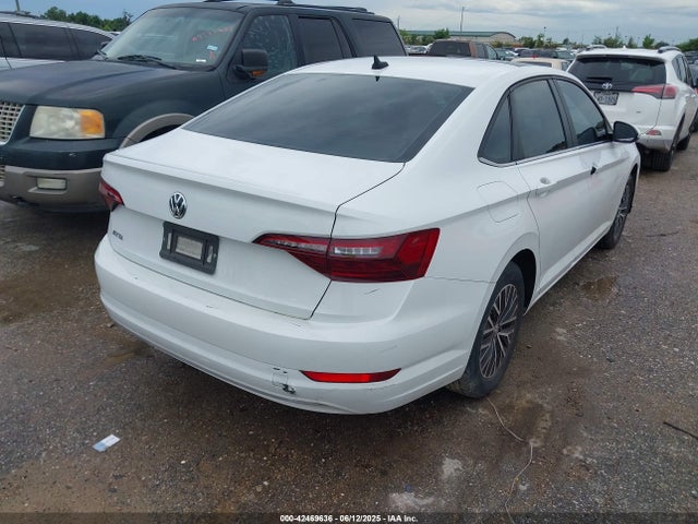 3VWC57BU0MM043096 Volkswagen tsi