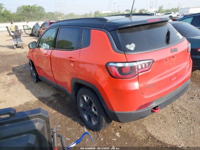 2018 JEEP COMPASS 3C4NJDDBXJT212723 Photo 2