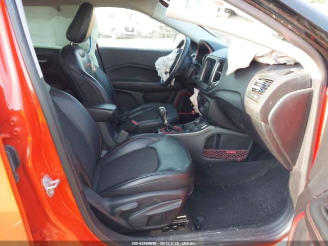 2018 JEEP COMPASS 3C4NJDDBXJT212723 Photo 4