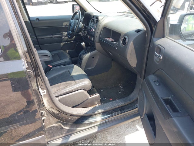 1C4NJRBB8HD109011 Jeep Patriot Sport Se 4x4