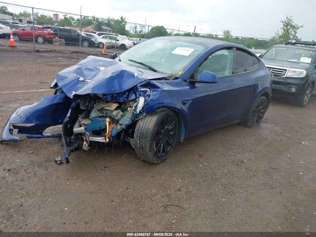 2021 TESLA MODEL Y 5YJYGDEE9MF231612 Photo 1