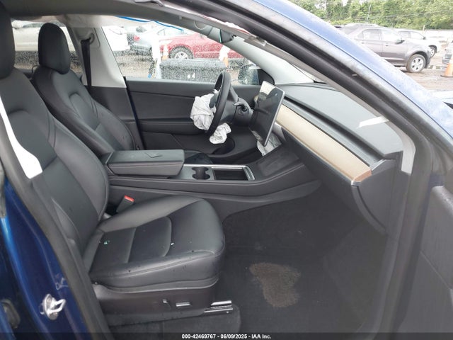 2021 TESLA MODEL Y 5YJYGDEE9MF231612 Photo 4