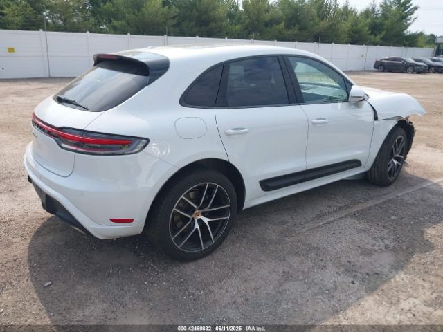 2022 PORSCHE MACAN WP1AA2A50NLB08680 Photo 3