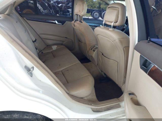 2012 MERCEDES-BENZ C 250 WDDGF4HB3CR194863 Photo 7