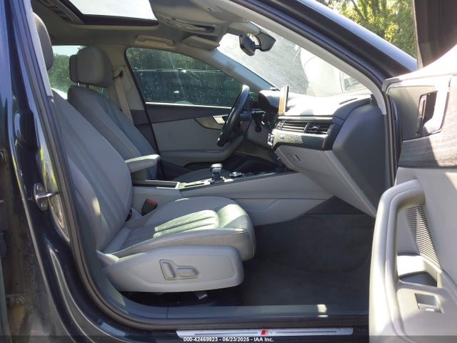 2017 AUDI A4 WAUENAF44HN069146 Photo 4
