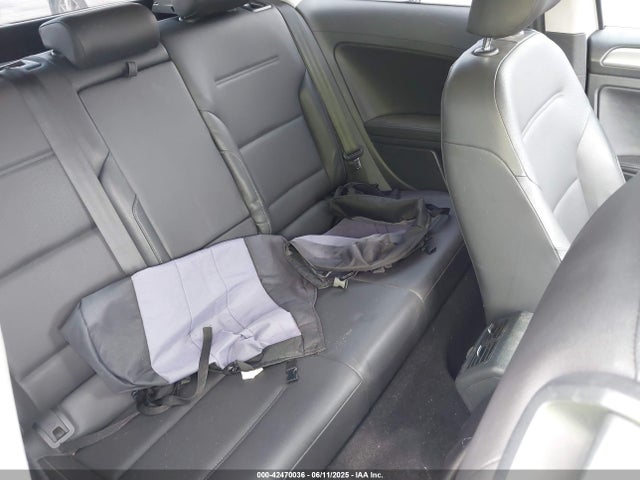 3VW917AU4FM062664 Volkswagen Golf Tsi S 2-door