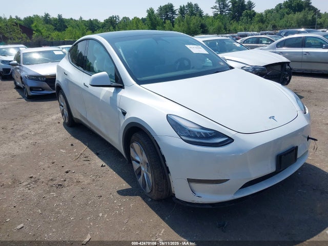 7SAYGDEE5PA126165 Tesla 2023