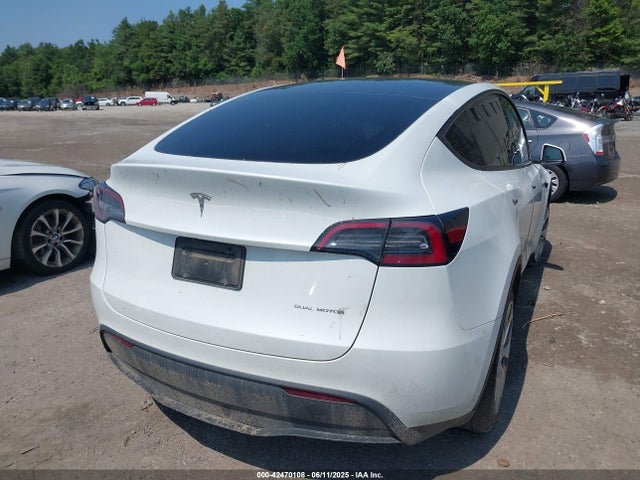 7SAYGDEE5PA126165 Tesla 2023