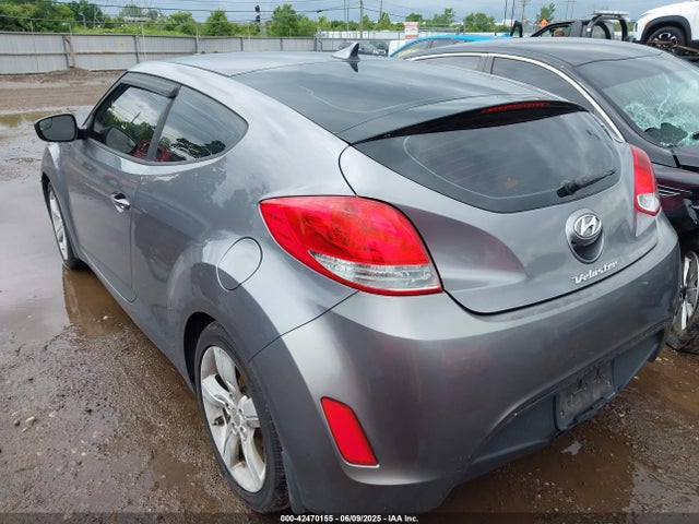 KMHTC6AD6EU209005 Hyundai Veloster Base W/black