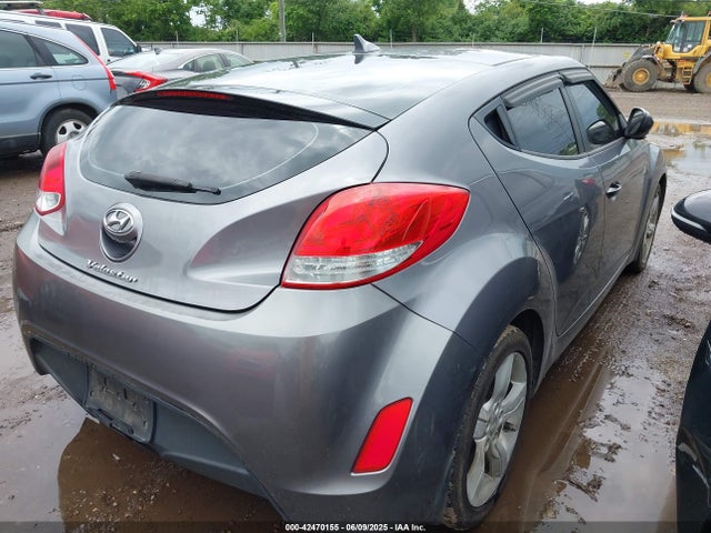 KMHTC6AD6EU209005 Hyundai Veloster Base W/black