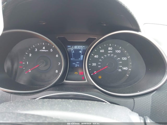 KMHTC6AD6EU209005 Hyundai Veloster Base W/black