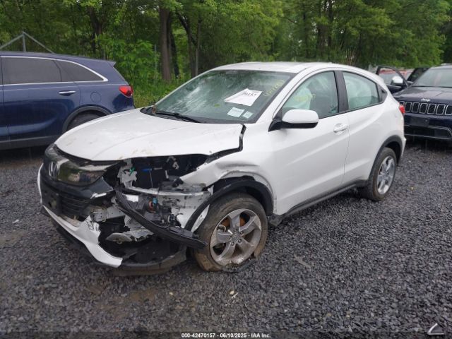 2022 HONDA HR-V 3CZRU6H32NM768901 Photo 1
