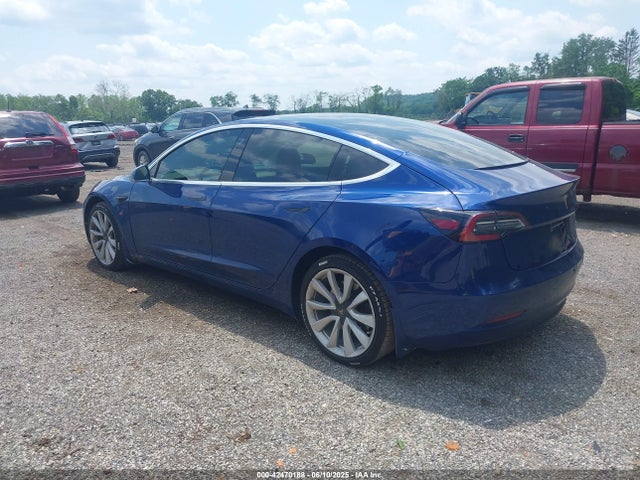 2020 TESLA MODEL 3 5YJ3E1EC8LF586881 Photo 2