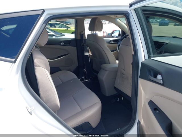 2018 HYUNDAI TUCSON KM8J23A48JU812380 Photo 7