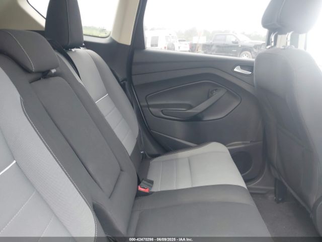 1FMCU0GX0EUB38394 Ford ESCAPE SE