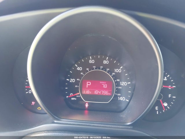 KNDJP3A51J7891503 KIA g