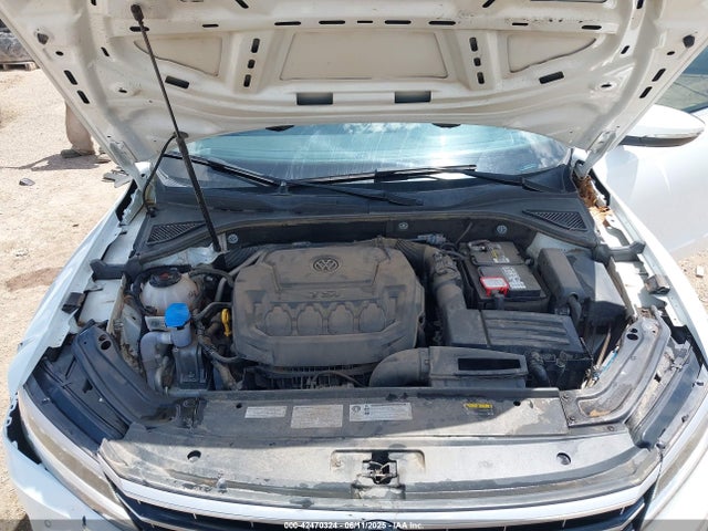 1VWBA7A32JC021923 Volkswagen 2.0 tsi