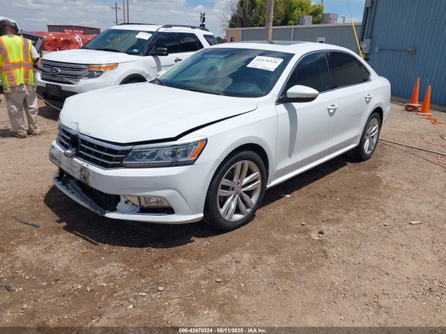 1VWBA7A32JC021923 Volkswagen 2.0 tsi