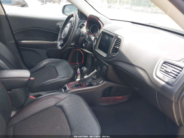 2021 JEEP COMPASS 3C4NJDDB1MT571866 Photo 4
