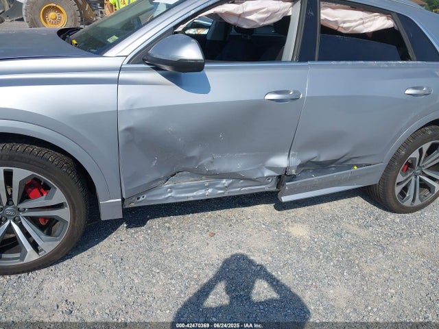 2019 AUDI Q8 WA1BVAF12KD048167 Photo 5