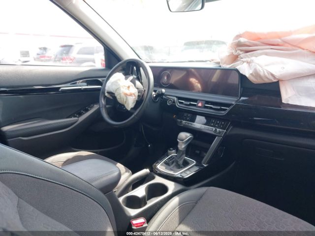 2024 KIA SELTOS KNDEU2AA6R7576676 Photo 4
