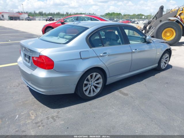 2011 BMW 328I WBAPH7C59BE676019 Photo 3