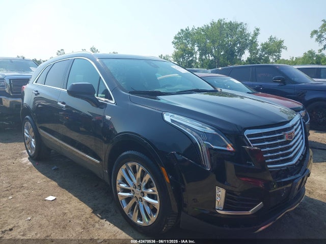 2017 CADILLAC XT5 1GYKNFRS6HZ130626 Photo 0