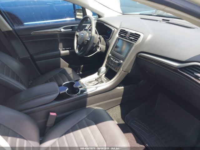 3FA6P0HD5ER230949 Ford FUSION SE