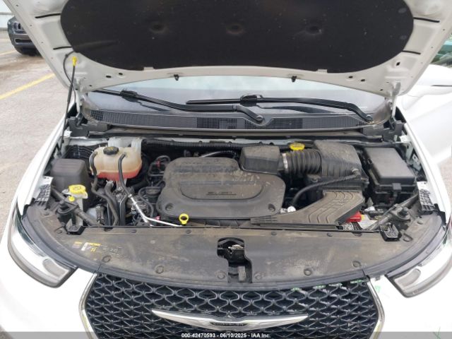 2022 CHRYSLER PACIFICA 2C4RC1BG3NR149675 Photo 9