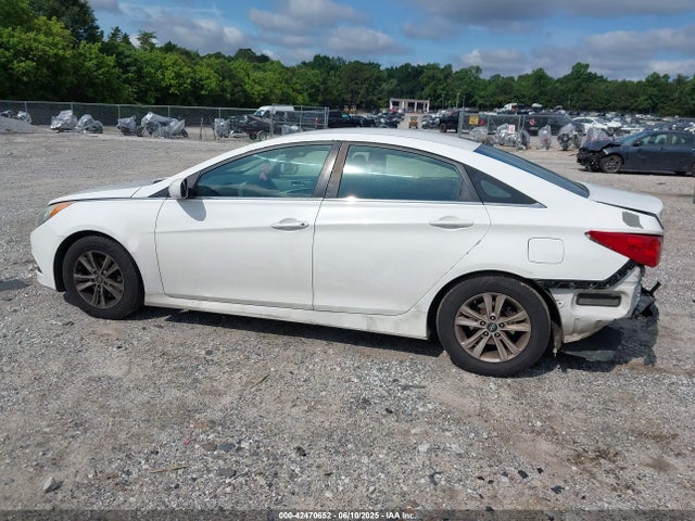 5NPEB4AC0EH929843 Hyundai gamma
