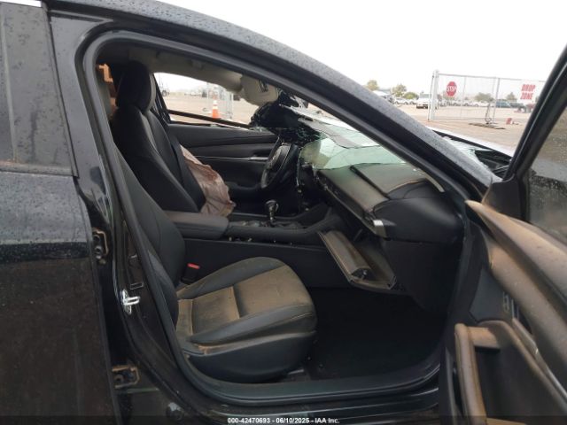 2022 MAZDA MAZDA3 3MZBPABL1NM312394 Photo 4
