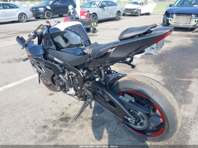 2020 SUZUKI GSX-R1000 JS1DM11B0L7100097 Photo 2