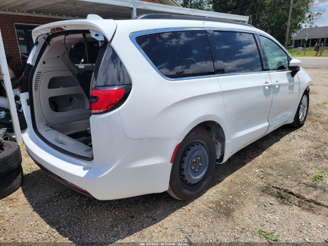 2022 CHRYSLER PACIFICA 2C4RC1BGXNR233654 Photo 3