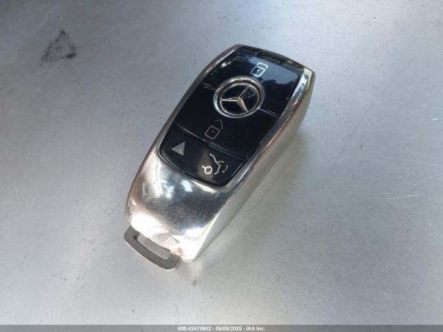 WDDZF4JB2HA068776 Mercedes-Benz E 300
