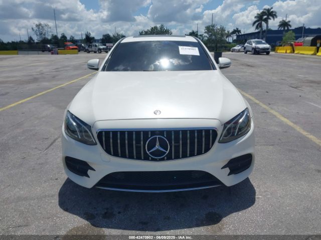 WDDZF4JB2HA068776 Mercedes-Benz E 300