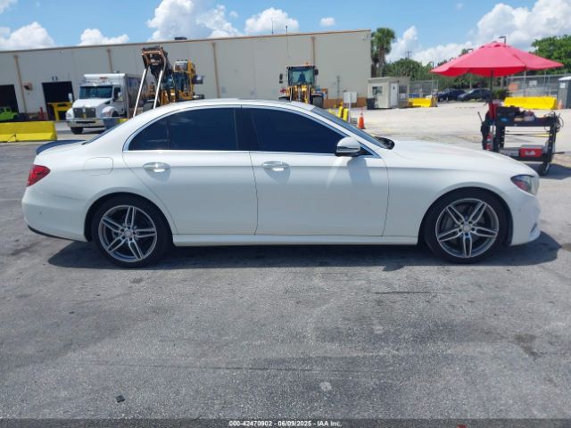 WDDZF4JB2HA068776 Mercedes-Benz E 300